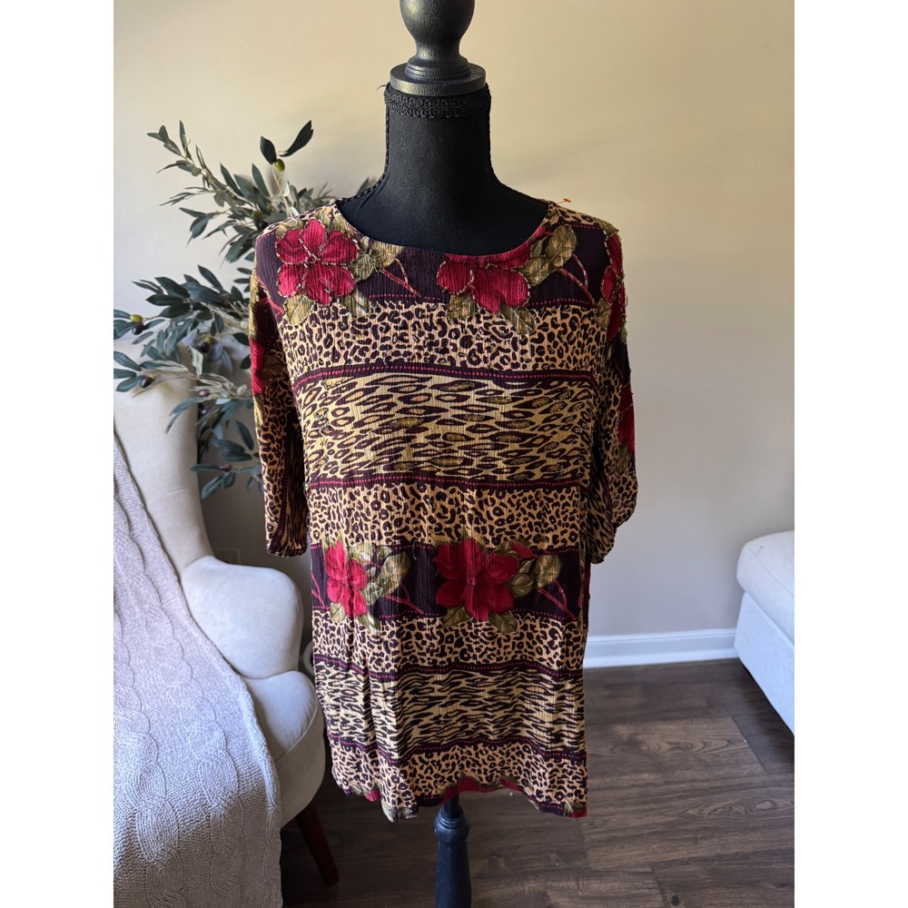 Jane Ashley Beaded Floral Leopard Print Tunic Top Brown Red Rayon Medium
